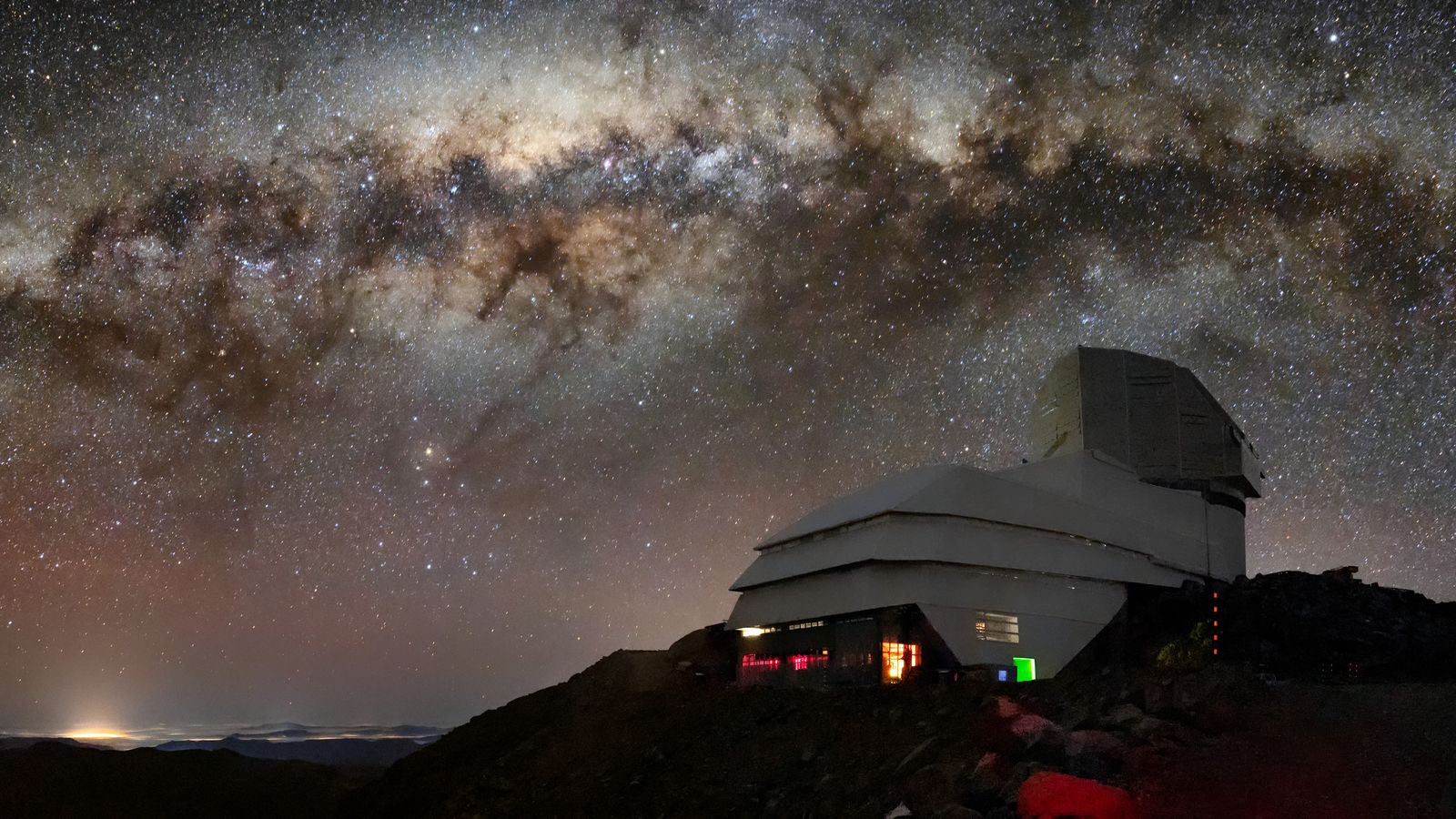 5 Incredible Things We've Already Discovered thanks to the James Webb Telescope