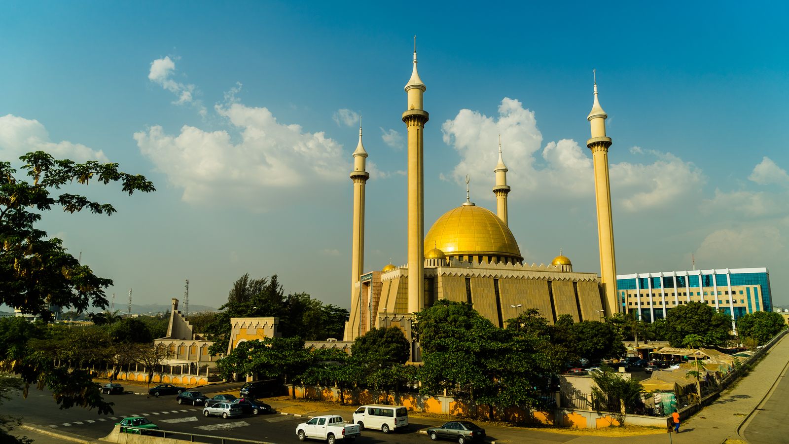 5 Incredible Cities that Were Built from Scratch